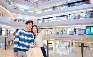 商场生活日常短视频制作 超好看的商场超市日常生活感写真人像摄影作品欣赏